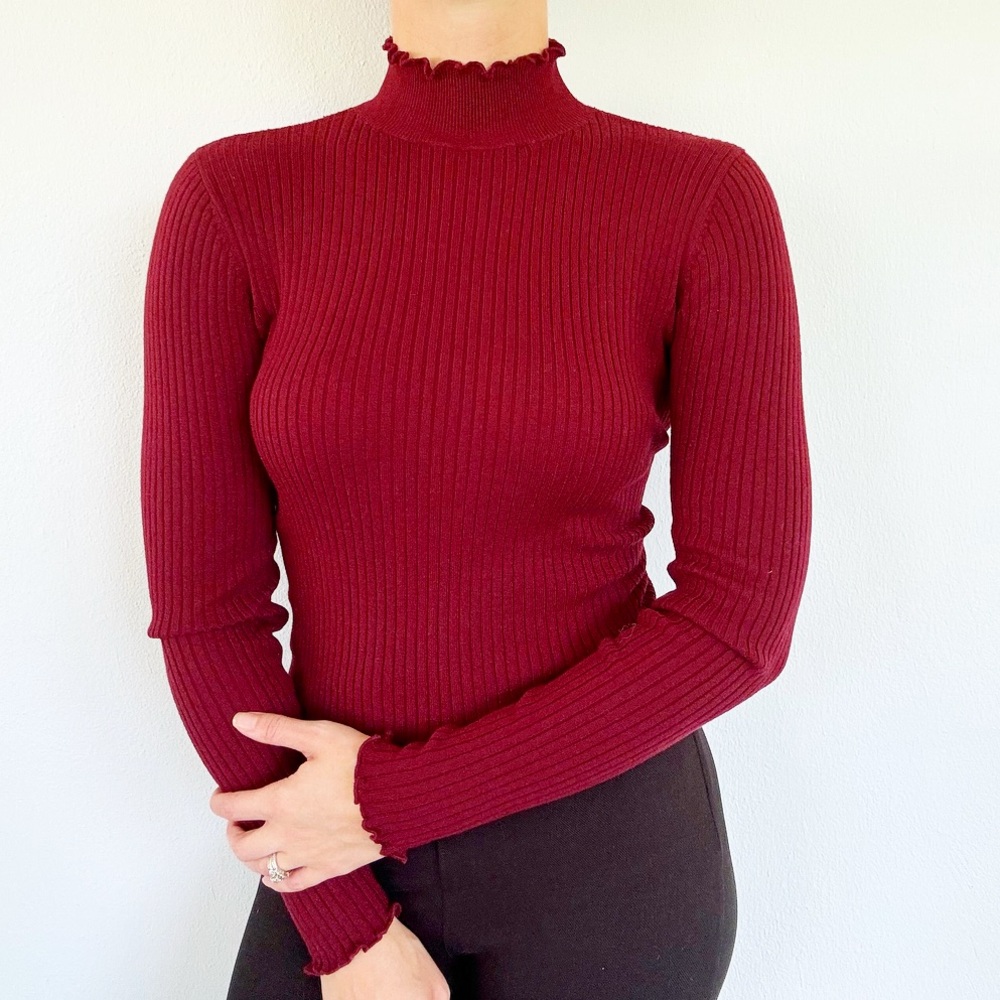 Cotton On maroon ribbed ruffle lettuce trim bodycon turtleneck sweater size XS
